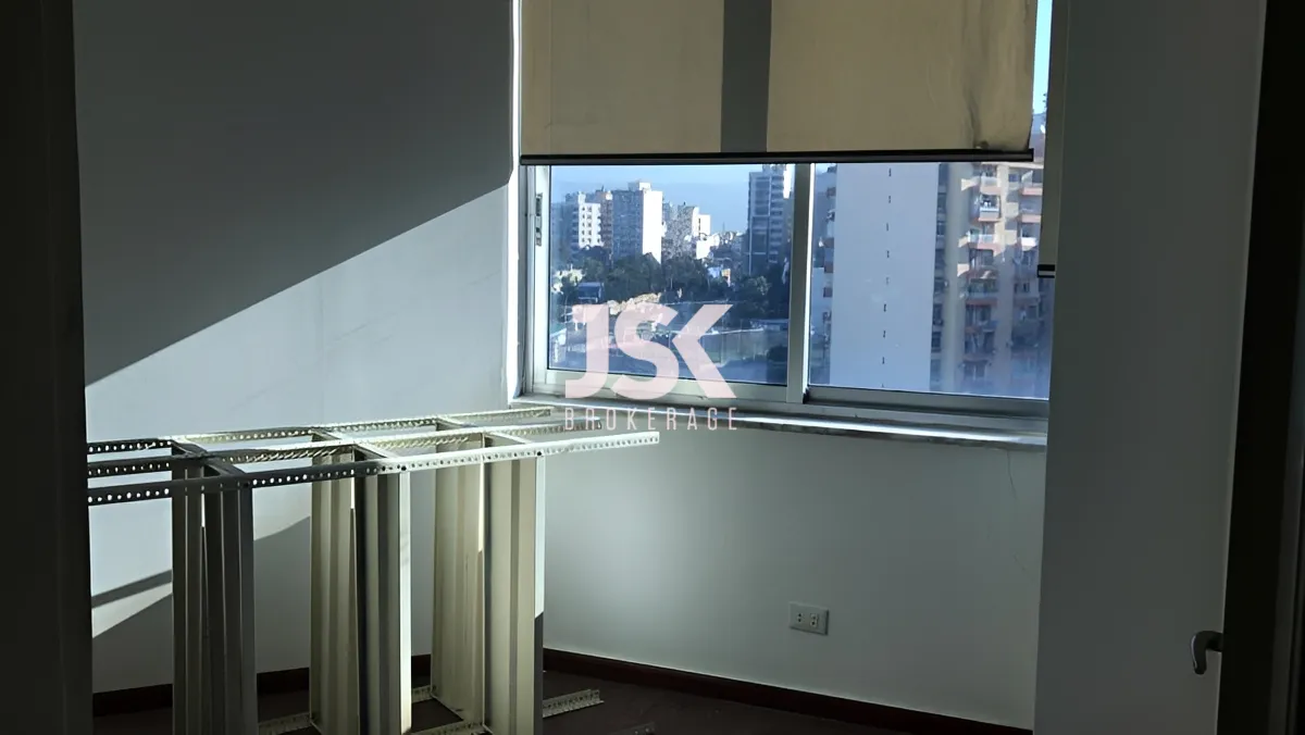 Office for rent in Verdun