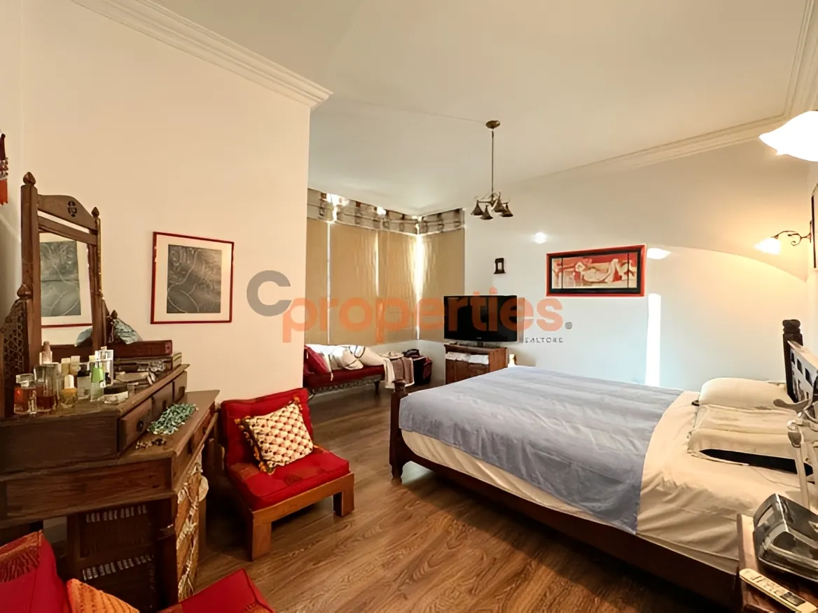 Apartment for Sale in Bqennaya