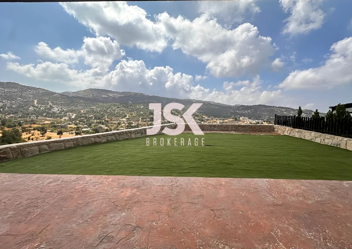 Villa for Sale in Mechmech, Lebanon - 3 bed, 4 bath