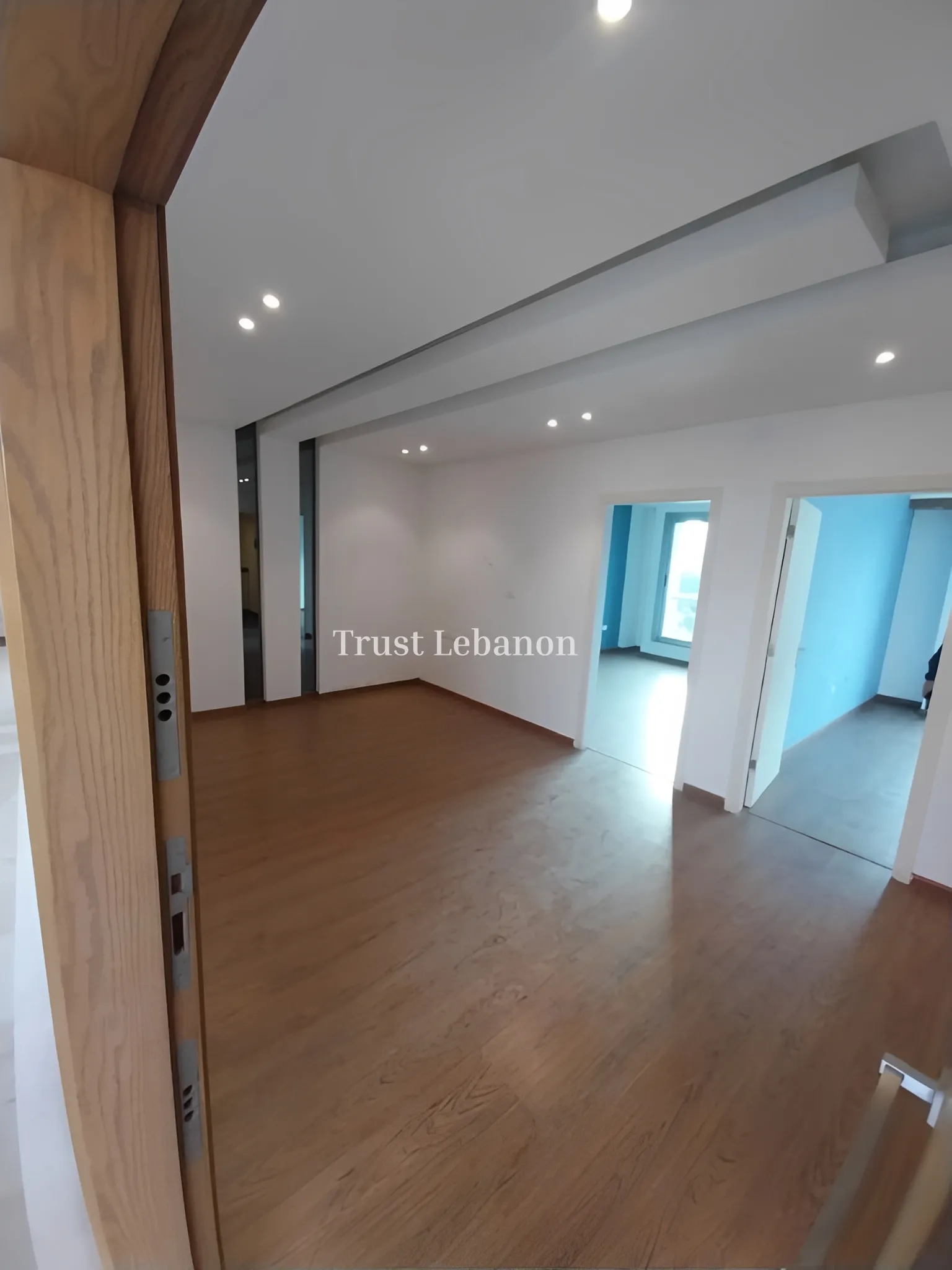 Office for rent in Sin El Fil, Lebanon