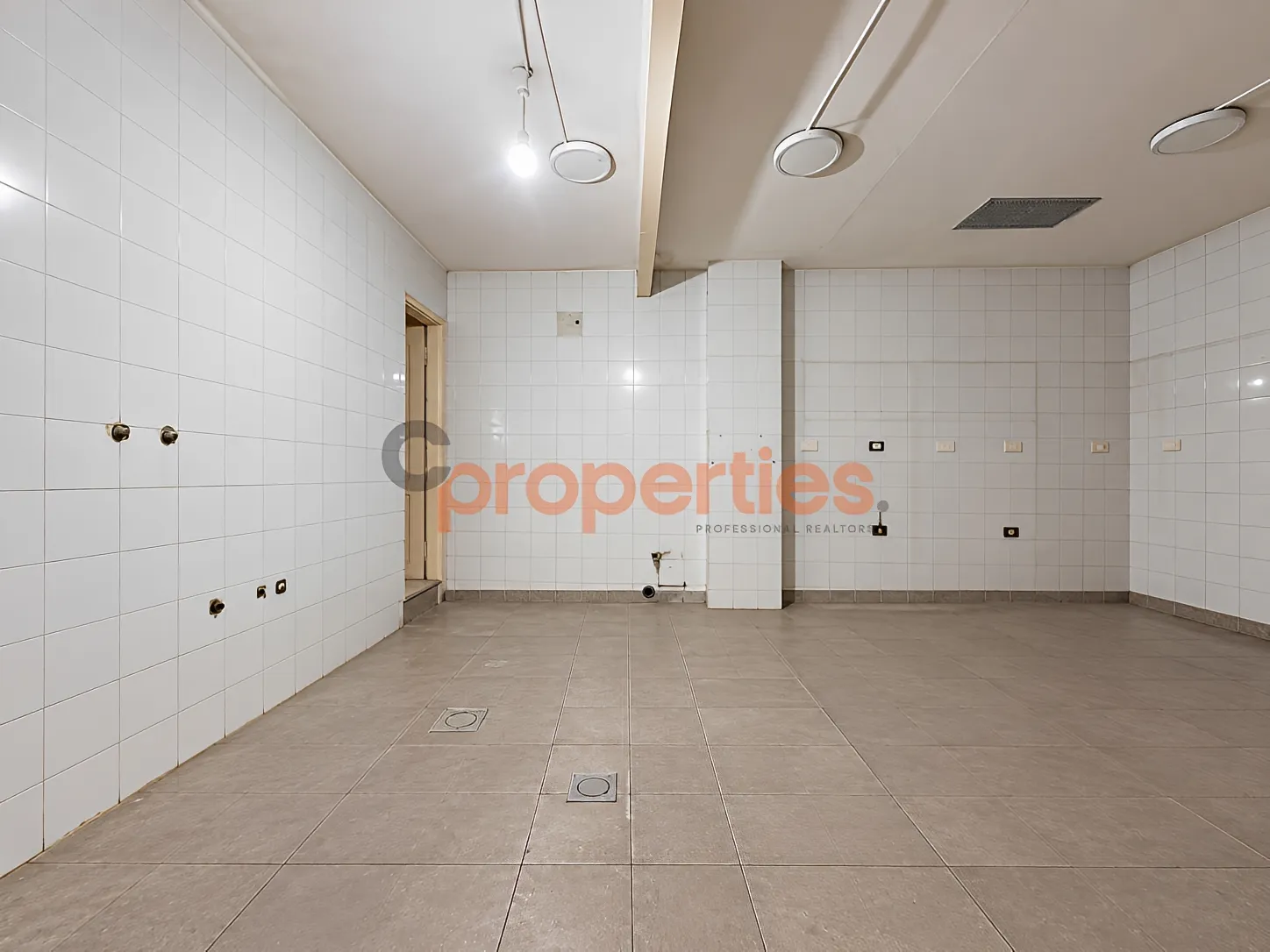 Shop for Rent in Hamra