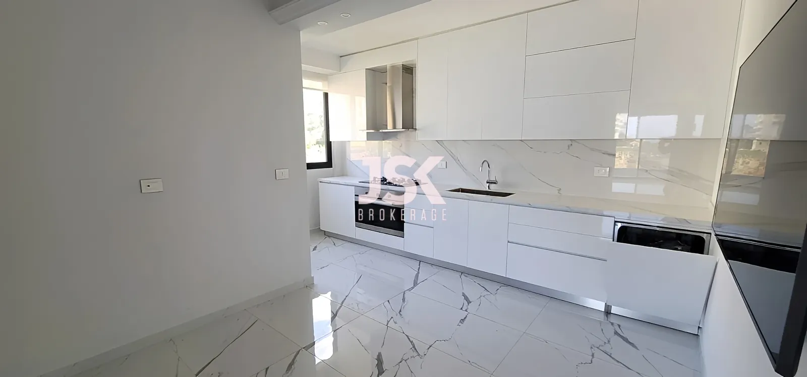 Apartment for sale in Adma w Dafnah, Lebanon