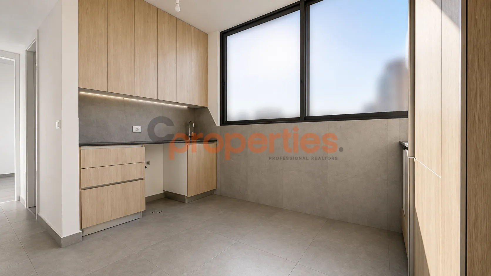 Apartment for Sale in Spears