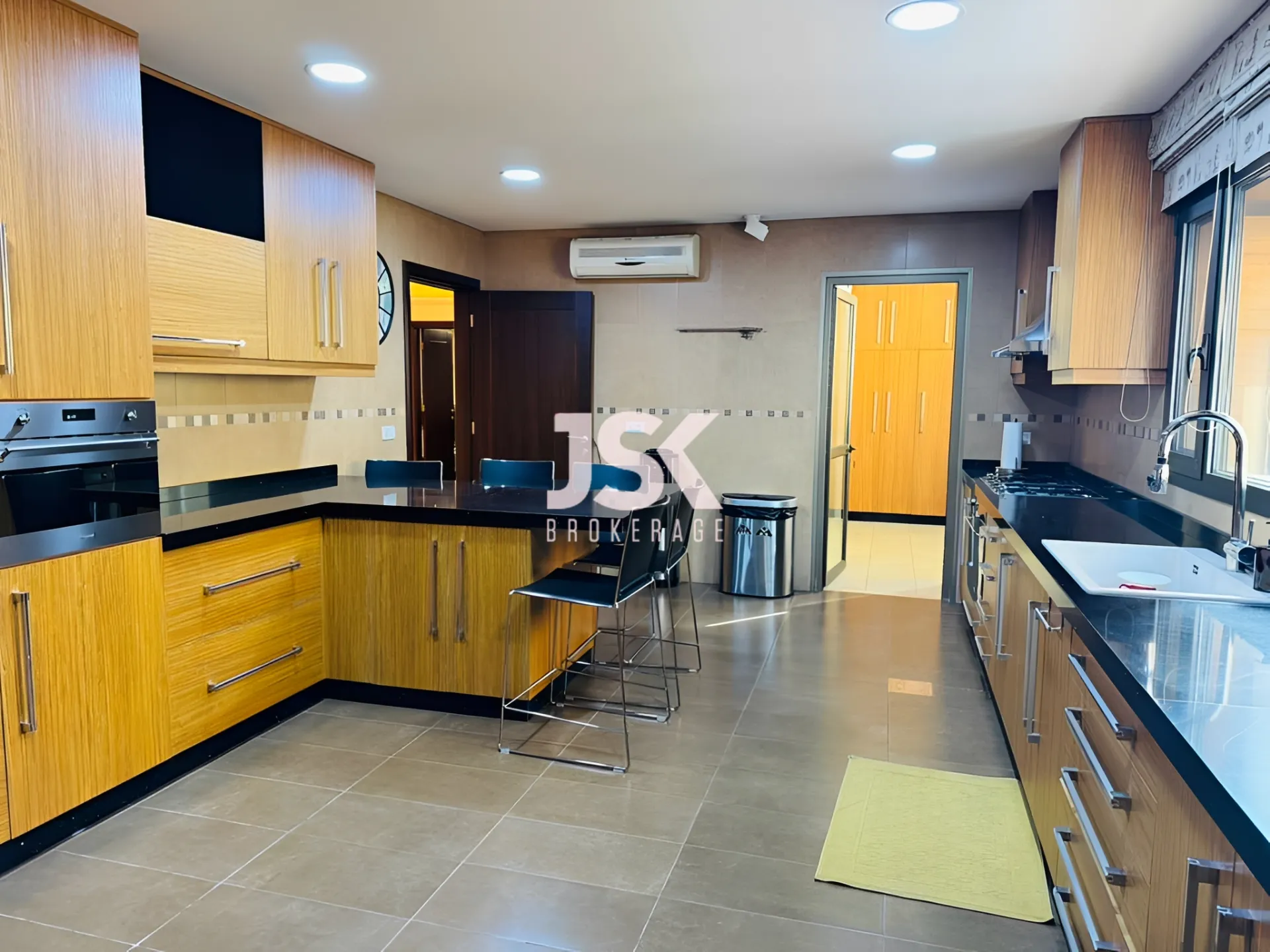 Apartment for Sale in Jnah