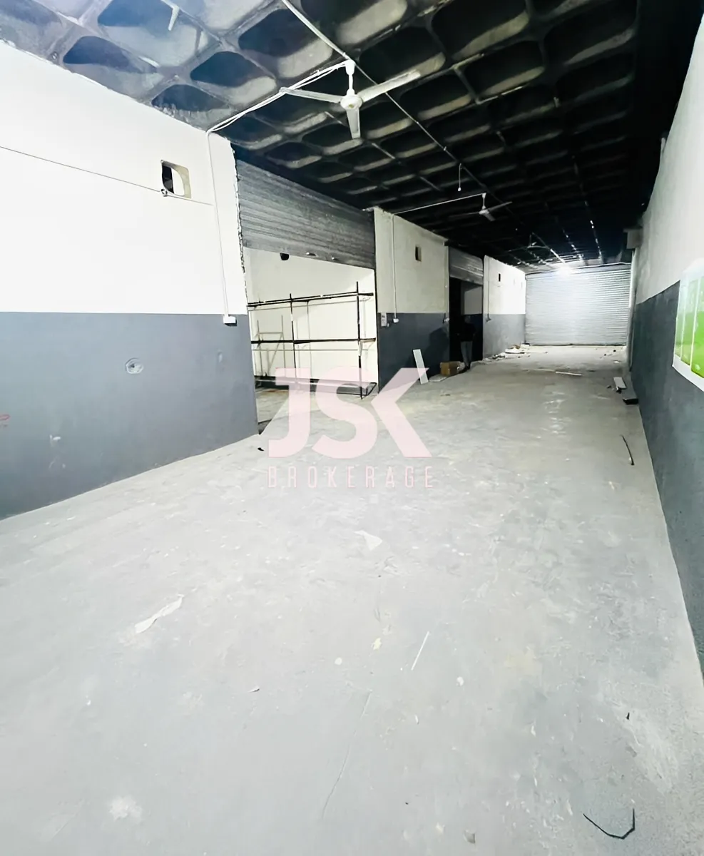 Showroom property for Rent in Jounieh, Lebanon