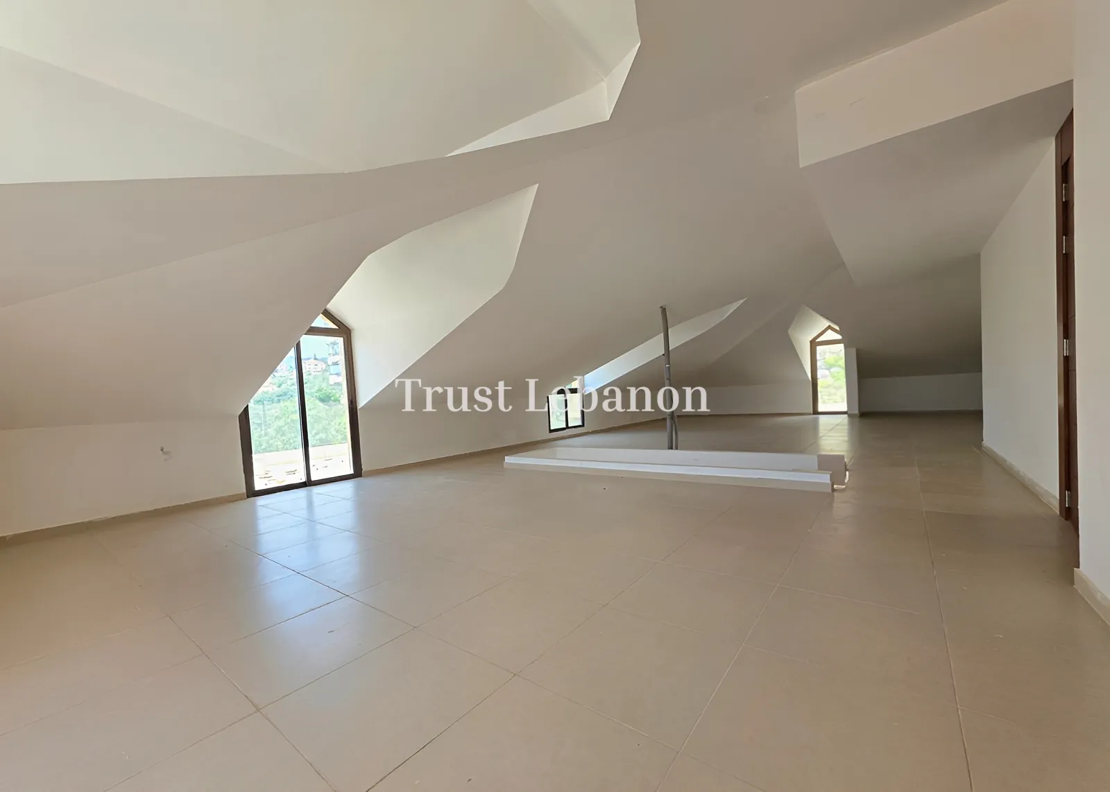 Duplex for sale in Kfar Hbab, Lebanon
