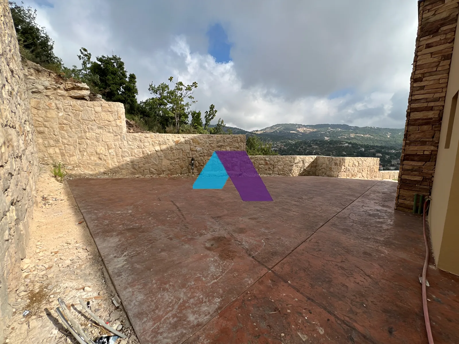Villa for Sale in Mechmech - 3 bed, 4 bath