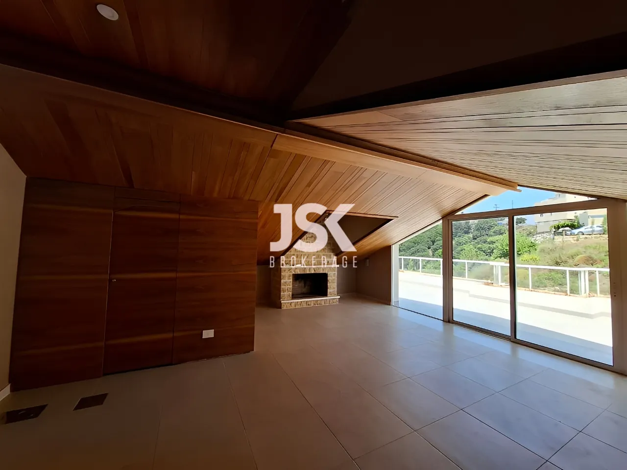 Duplex for Sale in Halat - 3 bed, 3 bath