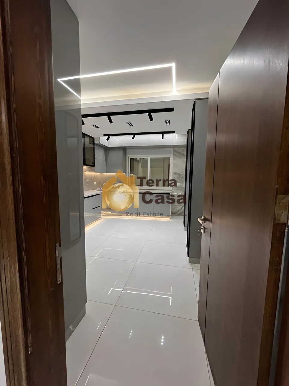 Apartment for Sale in Ksara - 3 bed, 3 bath