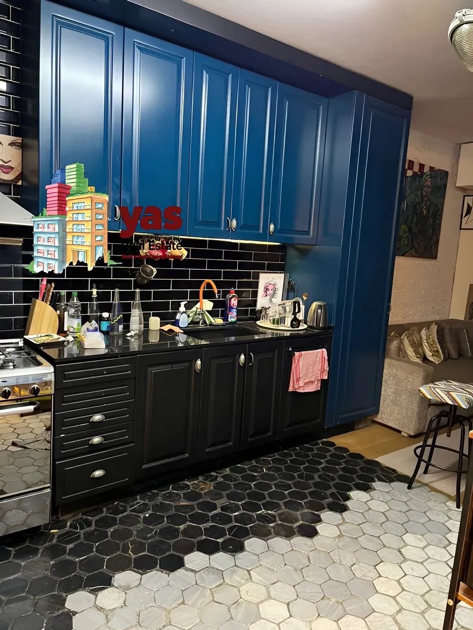 Apartment for Sale in Achrafieh - 2 bed, 3 bath