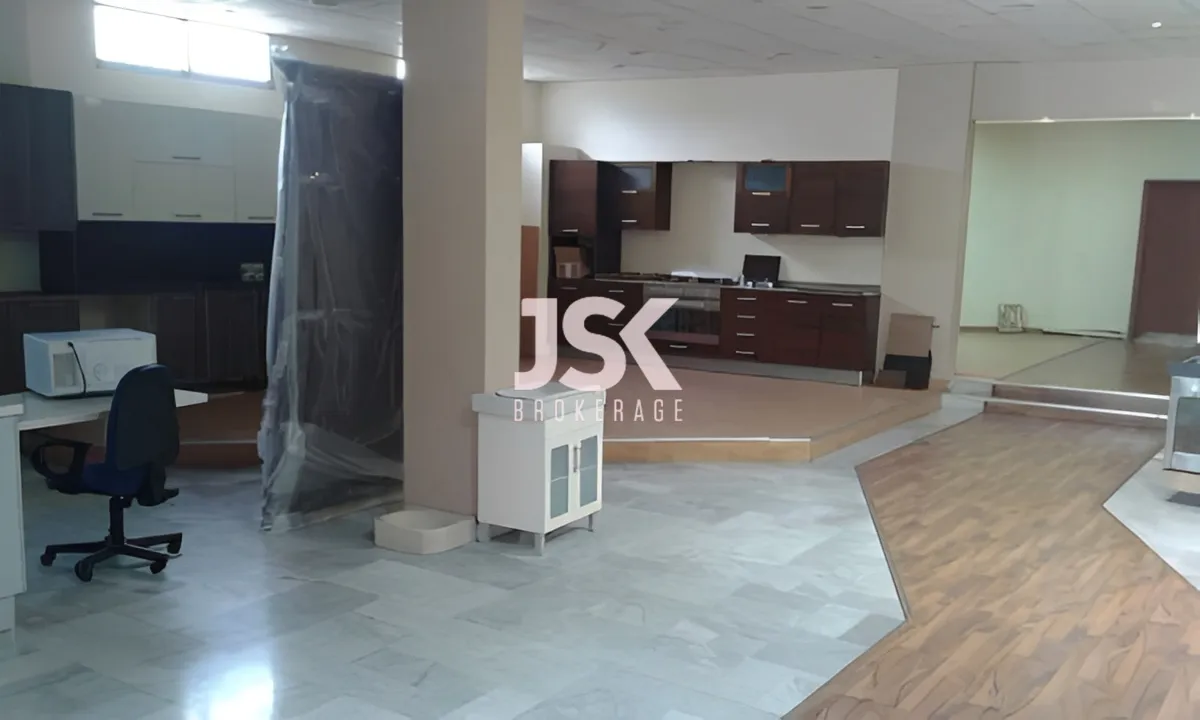 Commercial property for Sale in Jamhour, Lebanon