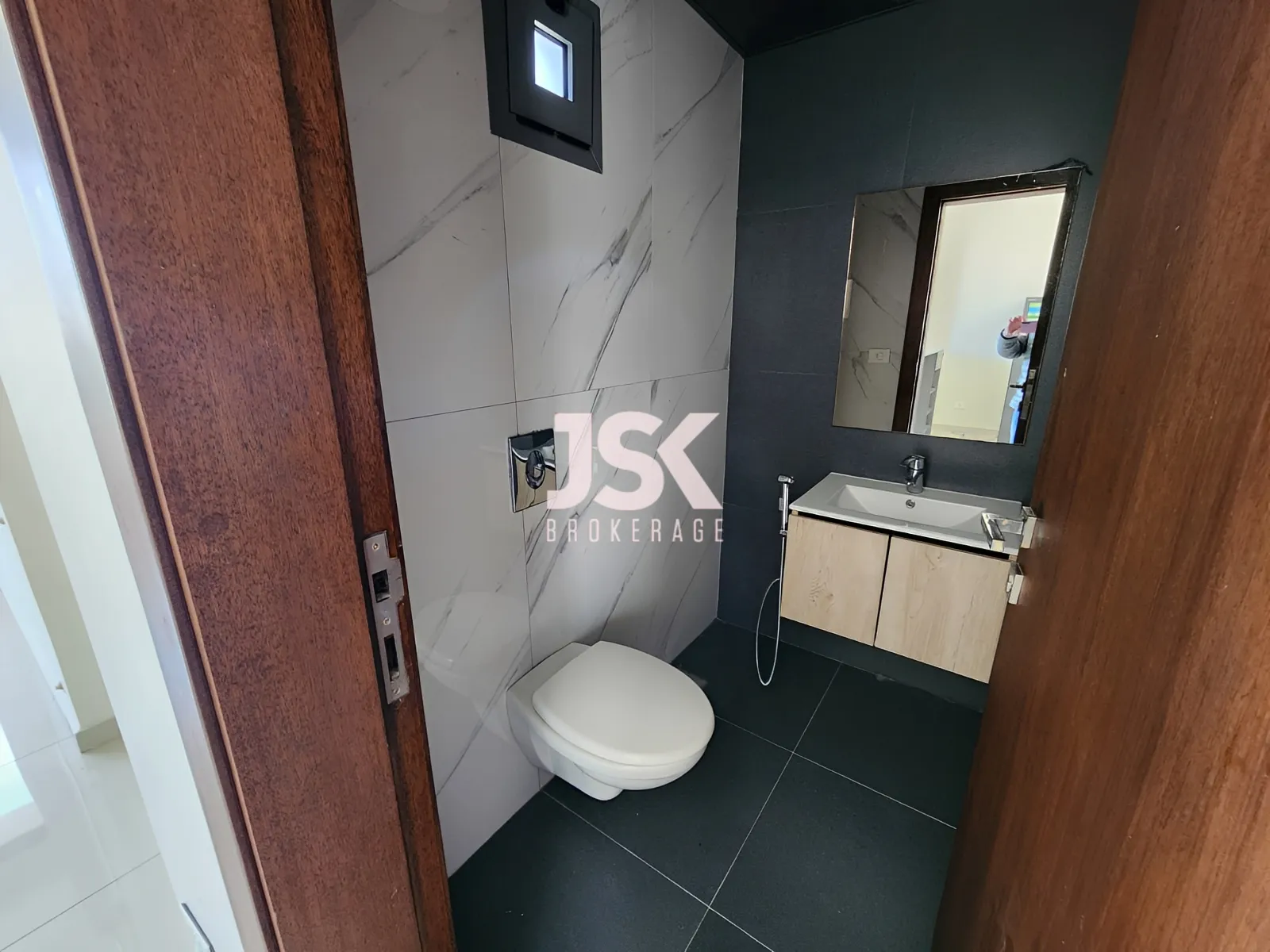 Apartment for Sale in Bsalim