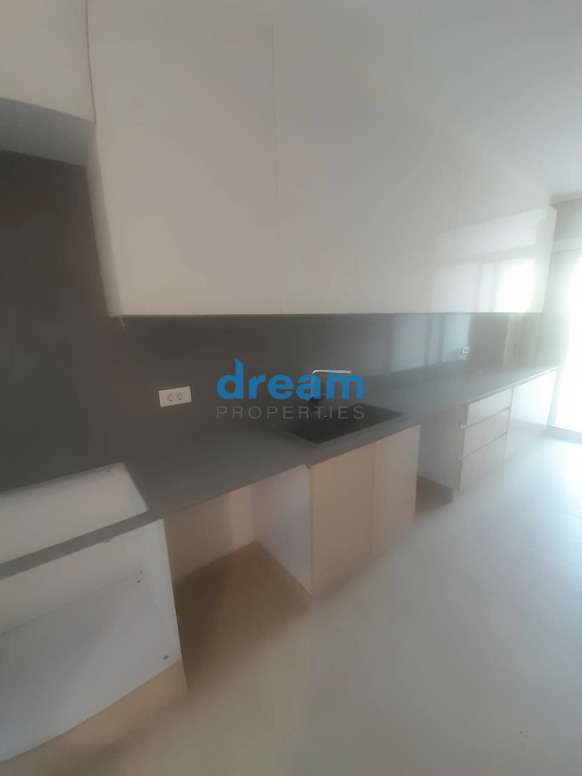 Apartment for sale in Hazmieh, Lebanon - 3 bed, 5 bath