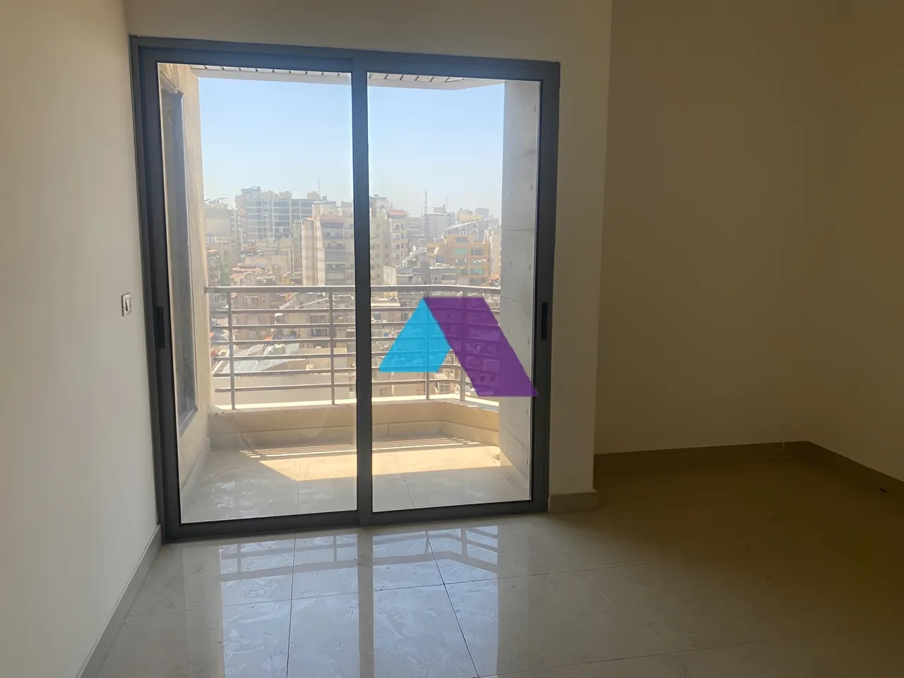 Apartment for Sale in Ras Al Naba'a - 3 bed, 3 bath