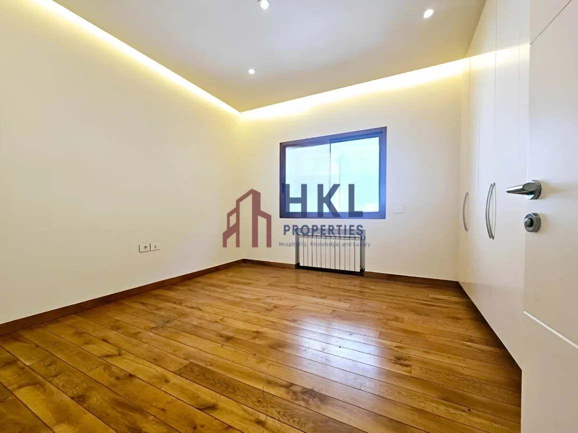 Apartment for sale in Hamra