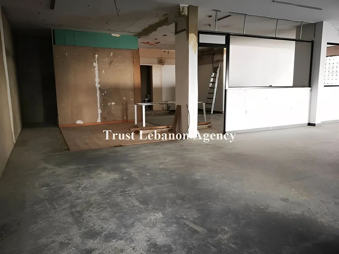 Shop for rent in Beirut, Karantina