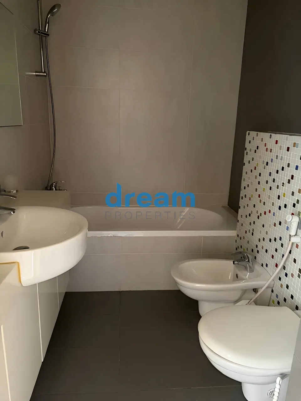 Apartment for rent in Achrafieh