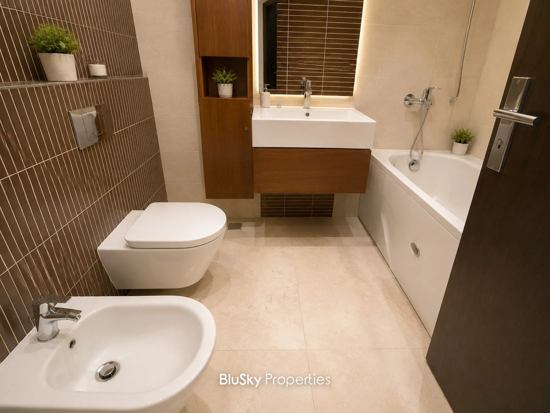 Apartment for rent in Dekwaneh, lebanon - 5 bed, 4.0 bath