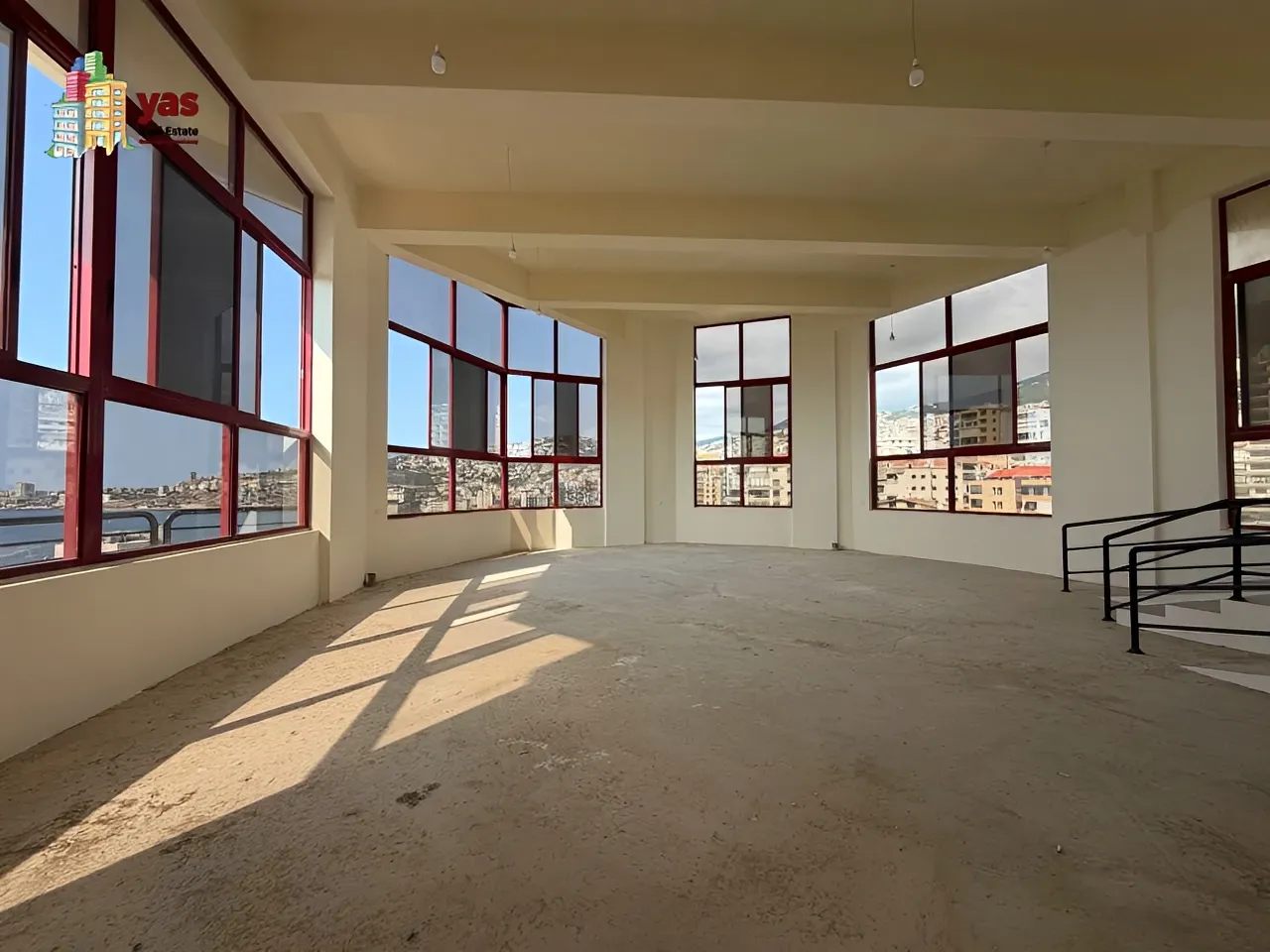 Showroom for Rent in Jounieh