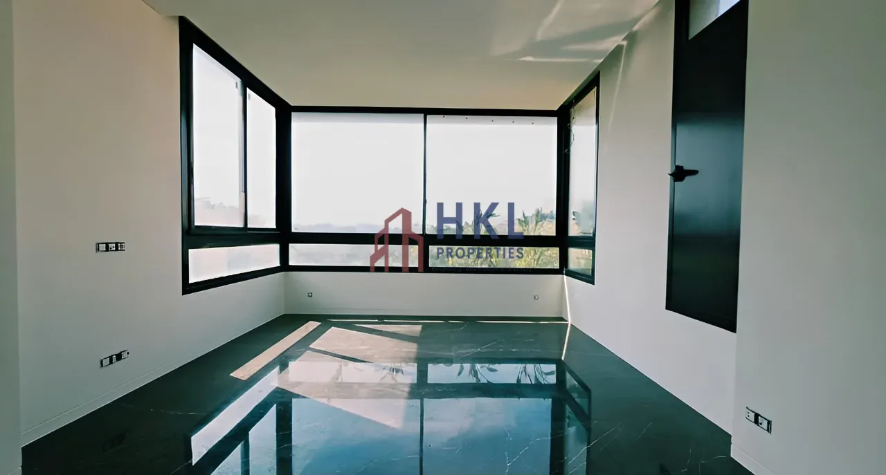 Apartment for sale in Manara
