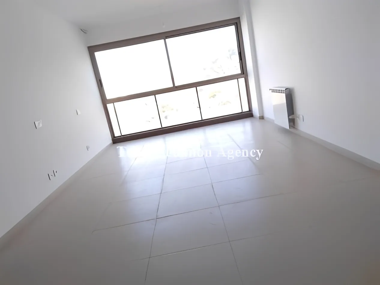 Apartment for Sale in Brazilia, Baabda