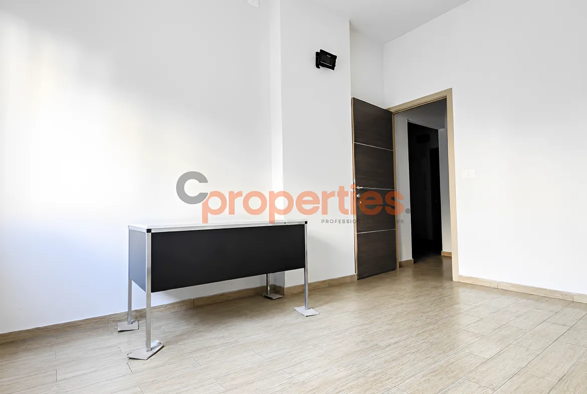 Office for Rent in Daoura