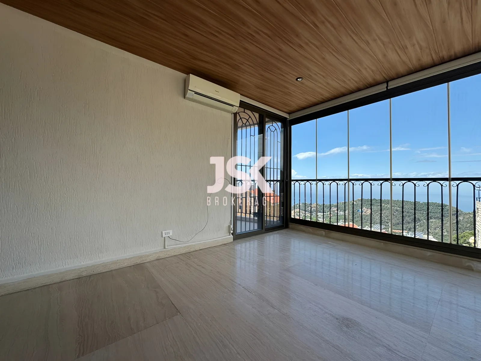 Apartment for Sale in Broummana