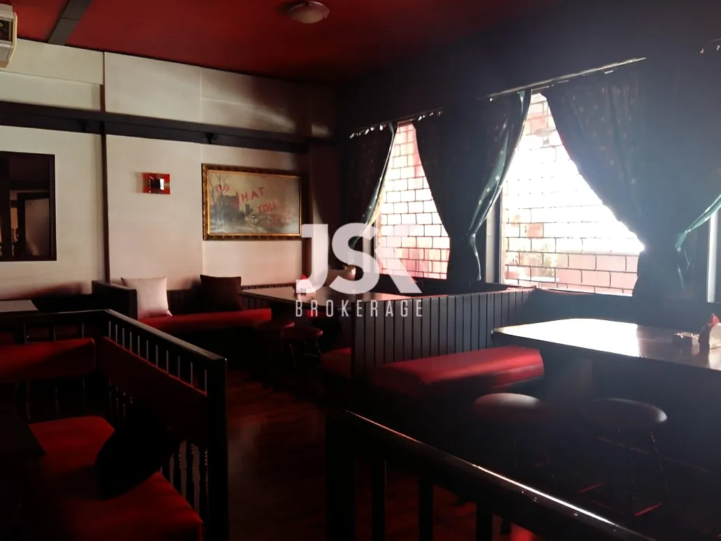 Restaurant for sale in Mansourieh