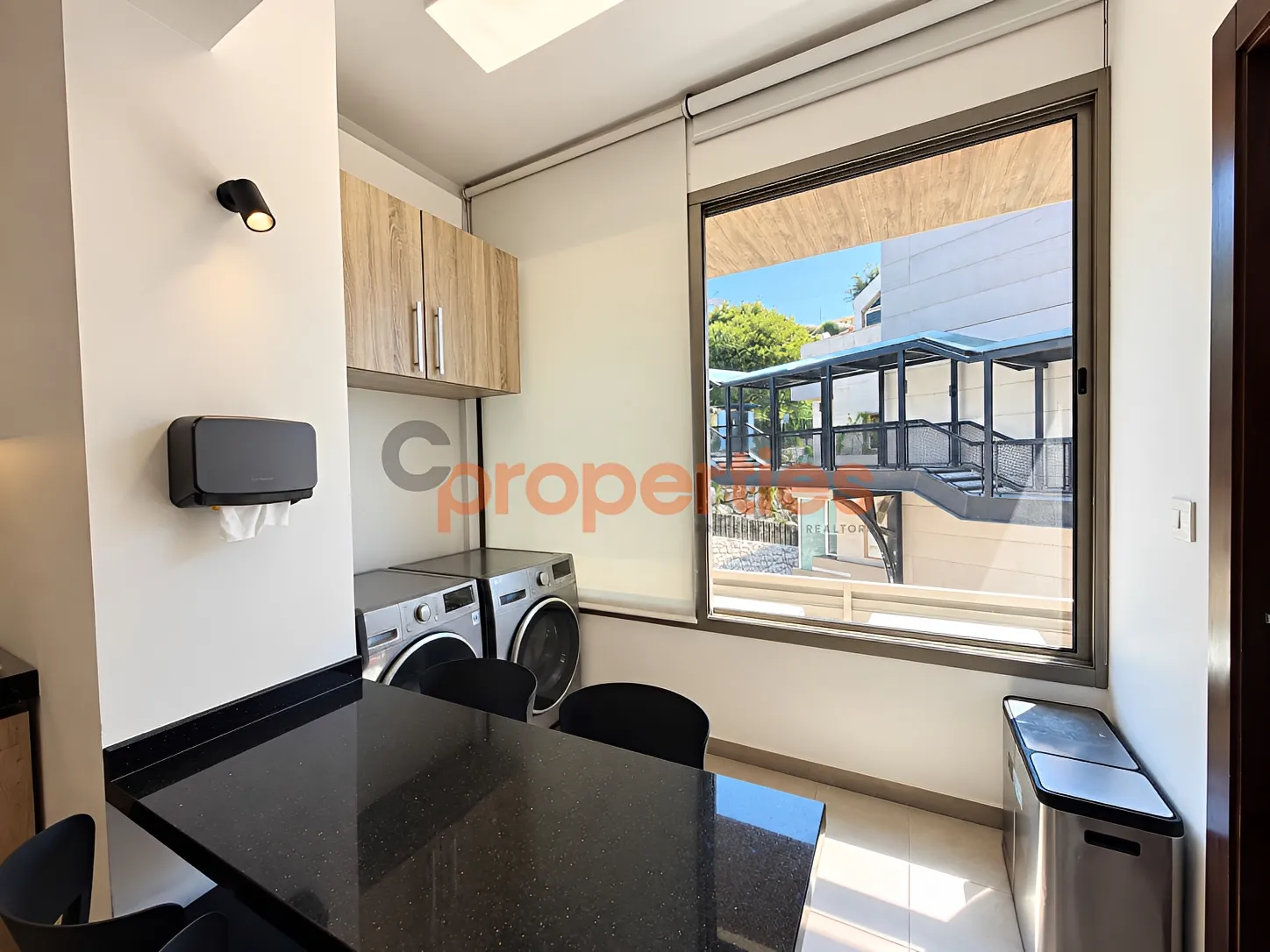 Apartment for Rent in Ballouneh