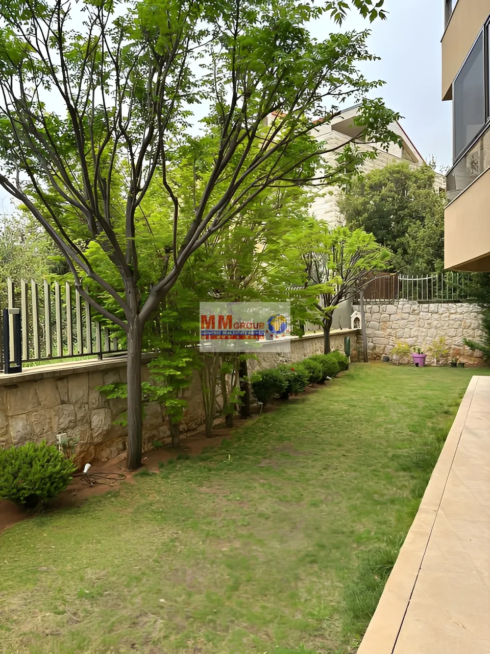 Apartment for Sale in Ajaltoun