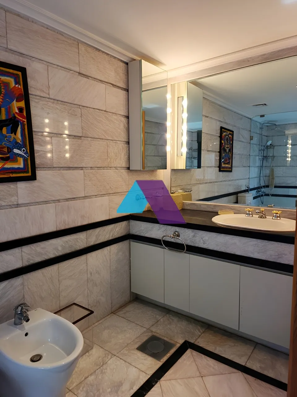 Apartment for Sale in Ain Al Mraiseh