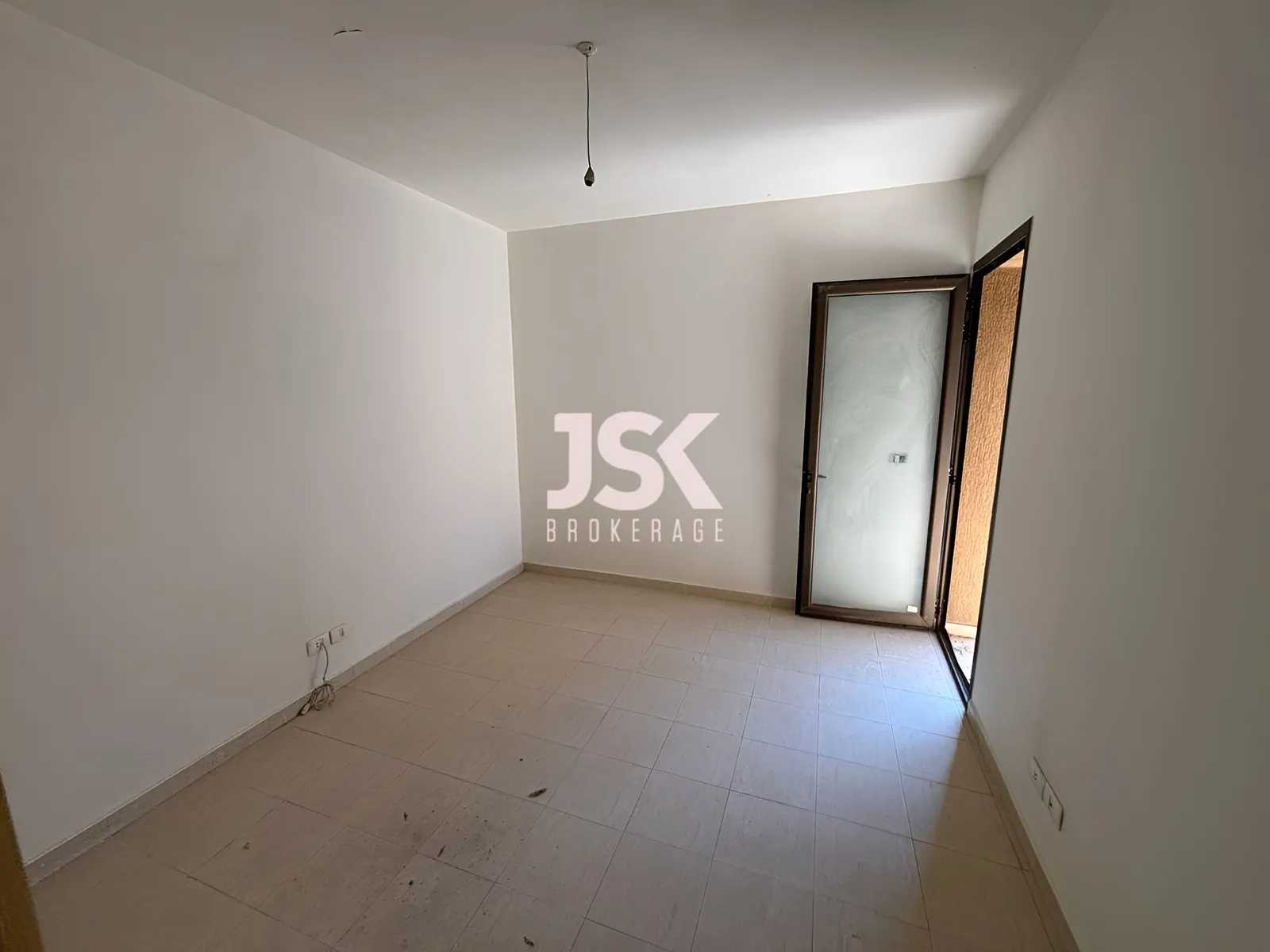 Apartment for Rent in Mazraat Yachoua - 3 bed, 3 bath