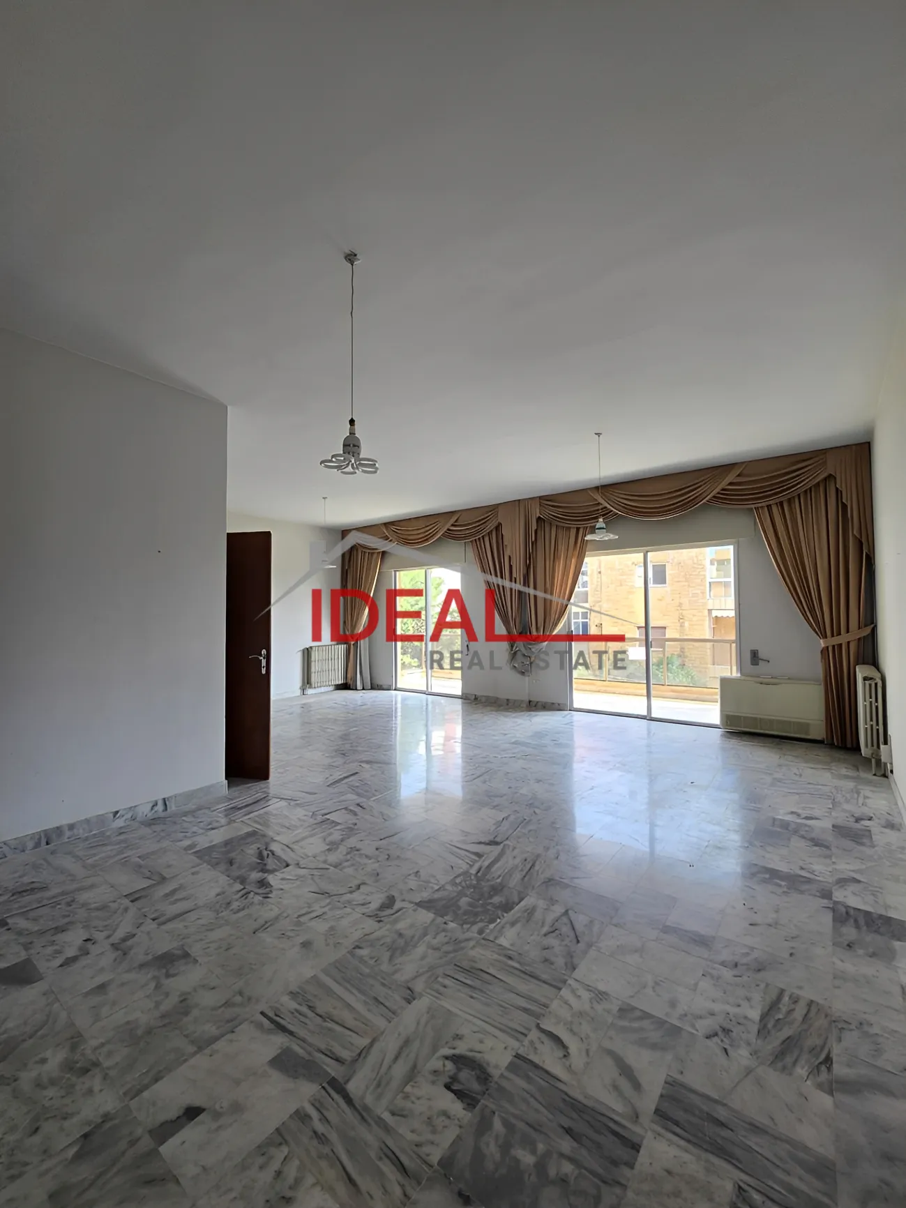 Apartment for rent in Mansourieh