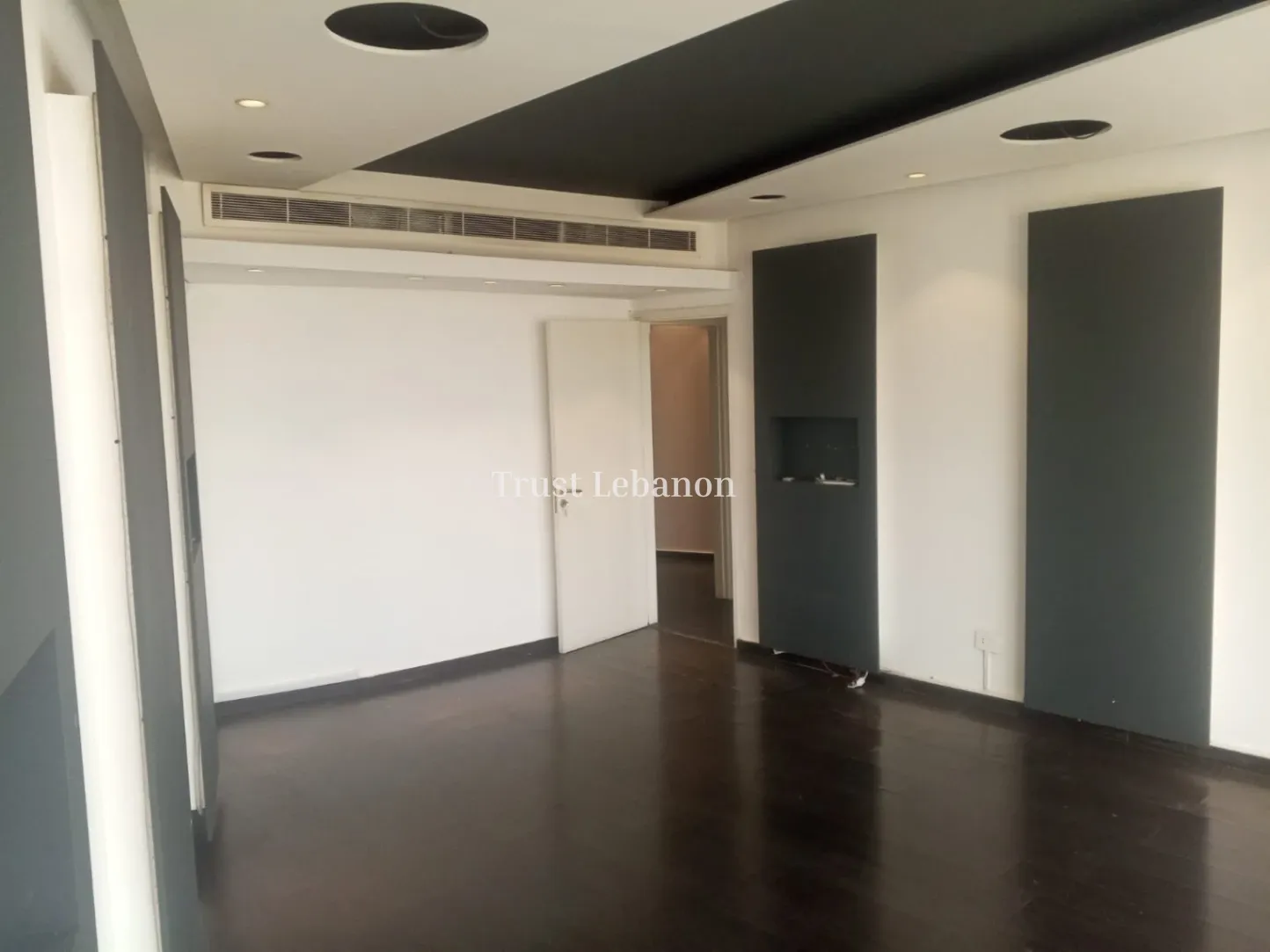 Office for rent in Hazmieh, Lebanon