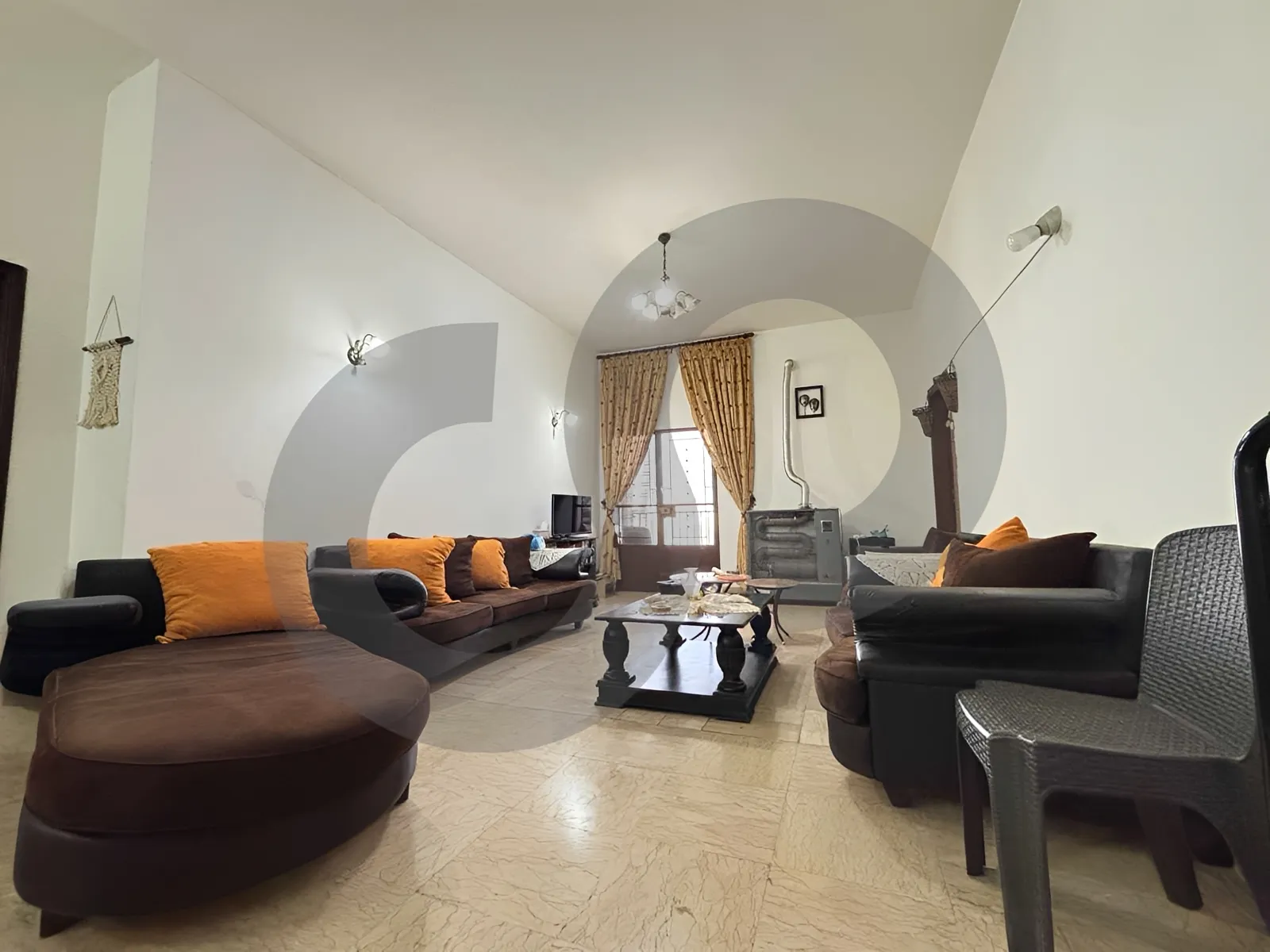 Apartment for Sale in Ain Anoub