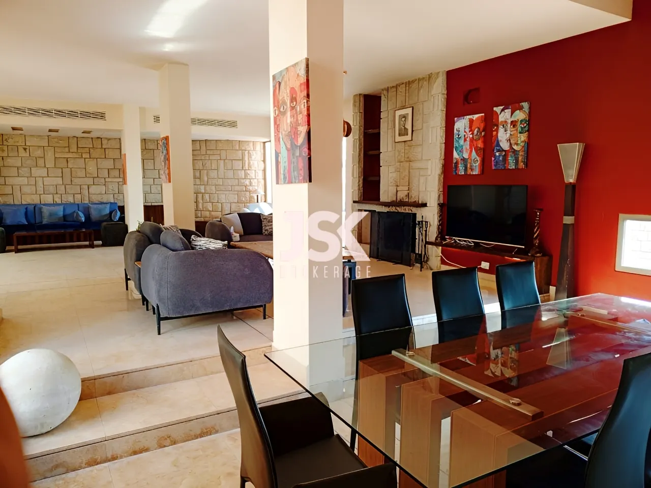 Villa for Sale in Aamchit