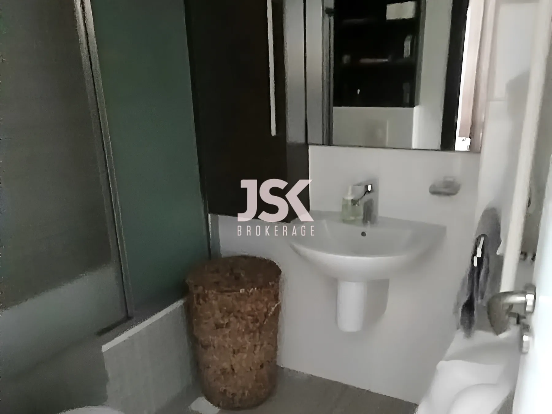 Apartment for Sale in Mazraat Yachoua