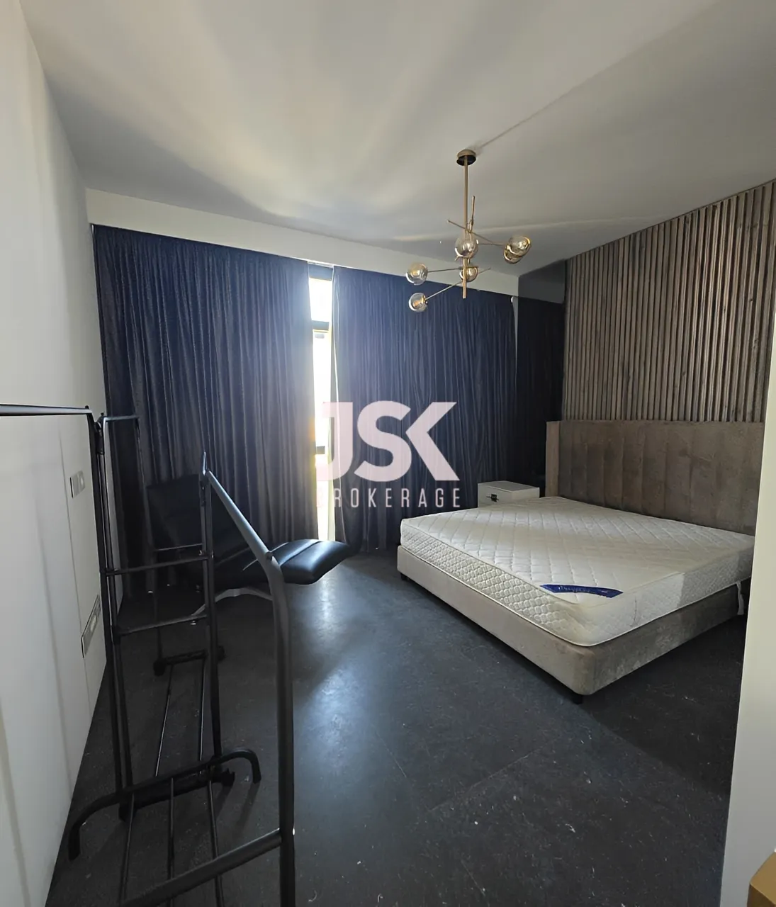 Apartment for Sale in Saifi Village