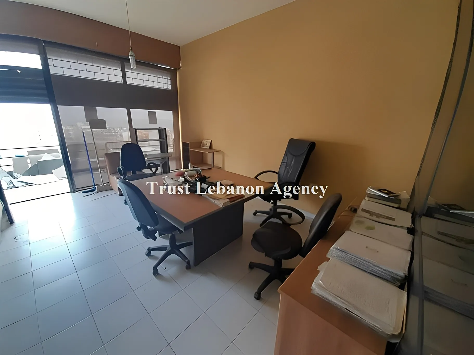 Office for sale in Metn, Mansourieh