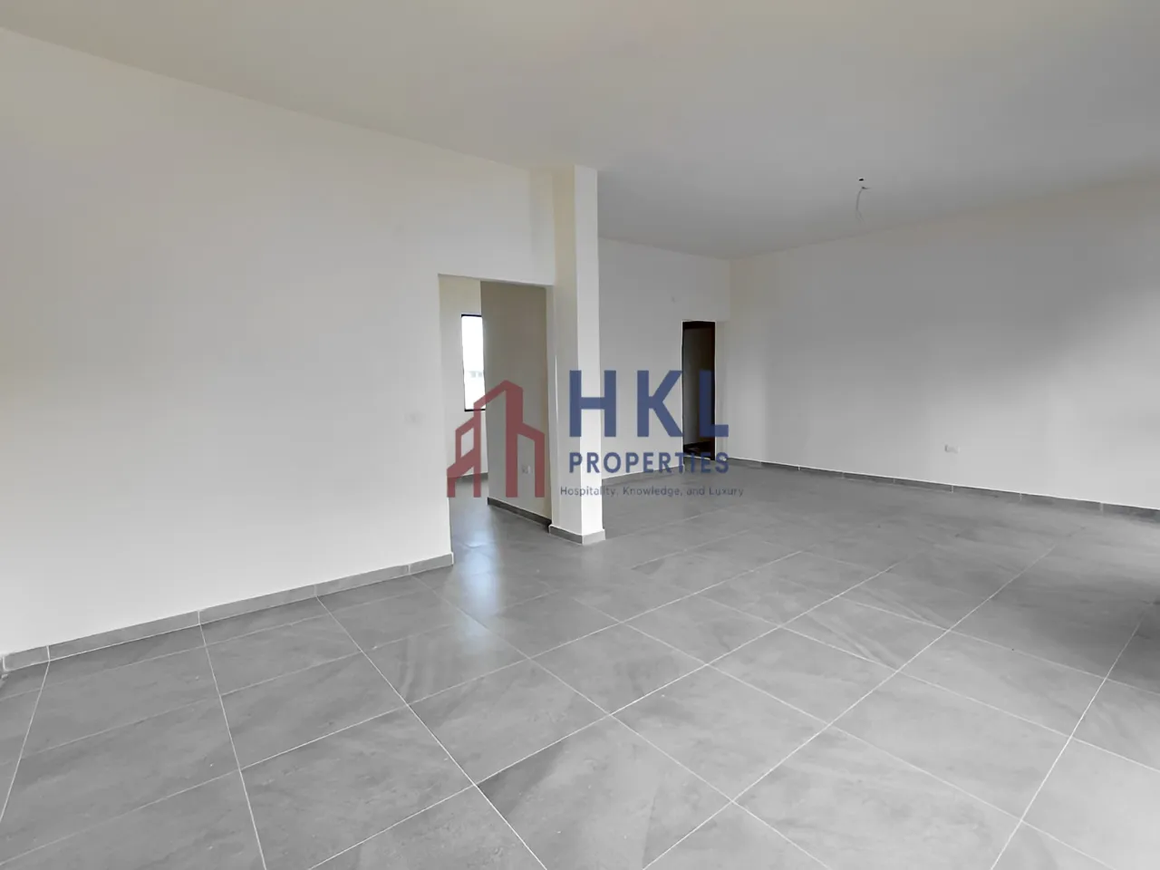 Office for rent in Dekwaneh
