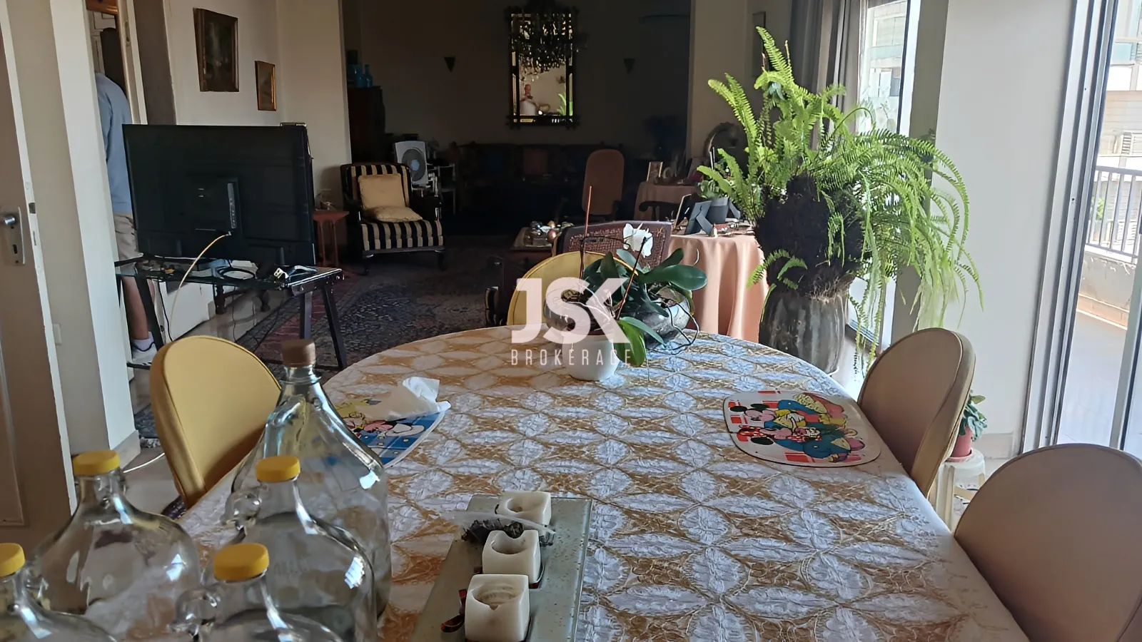 Apartment for Sale in Achrafieh - 3 bed, 3 bath