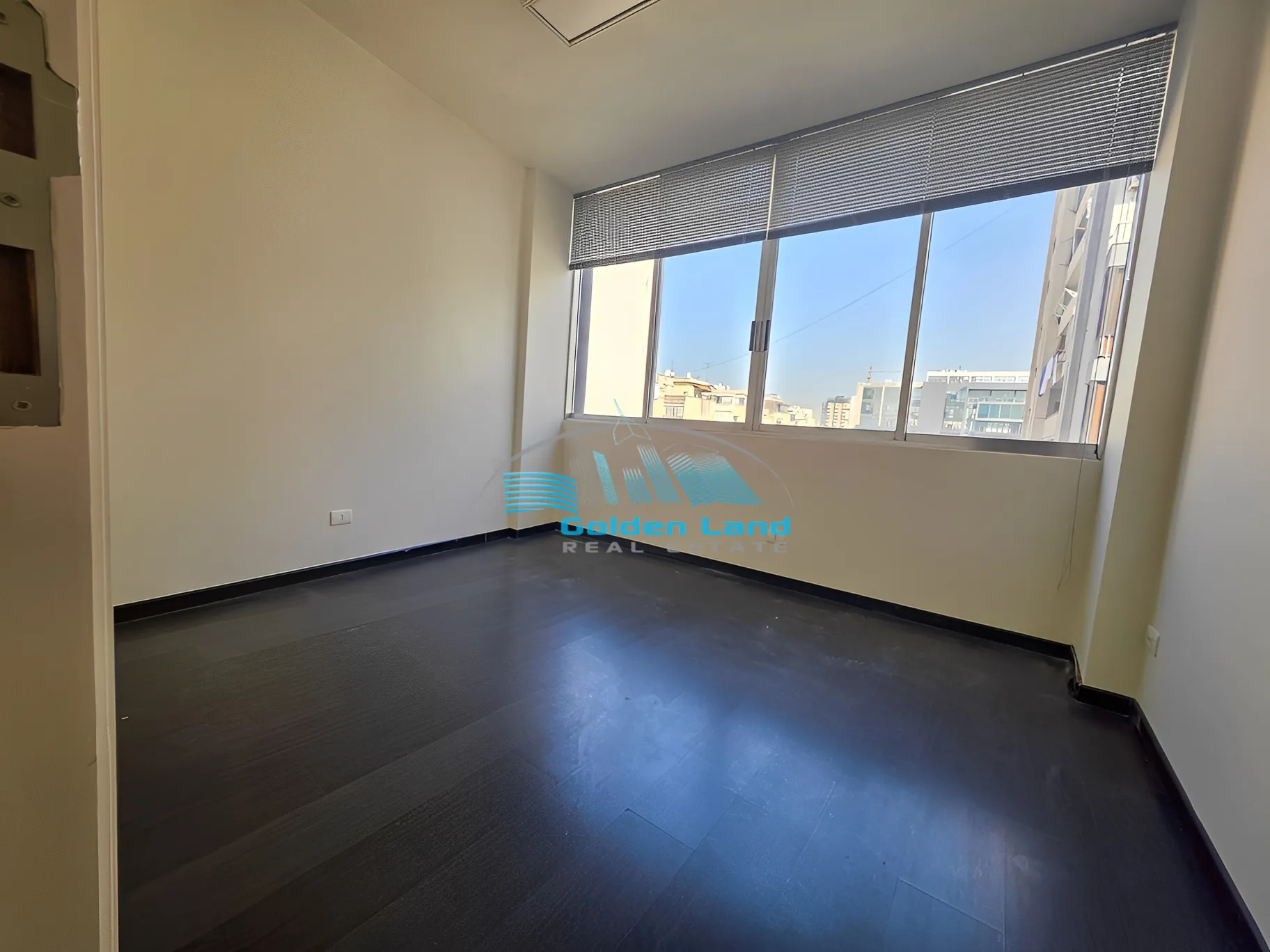 Office for Rent in Zalqa, Lebanon