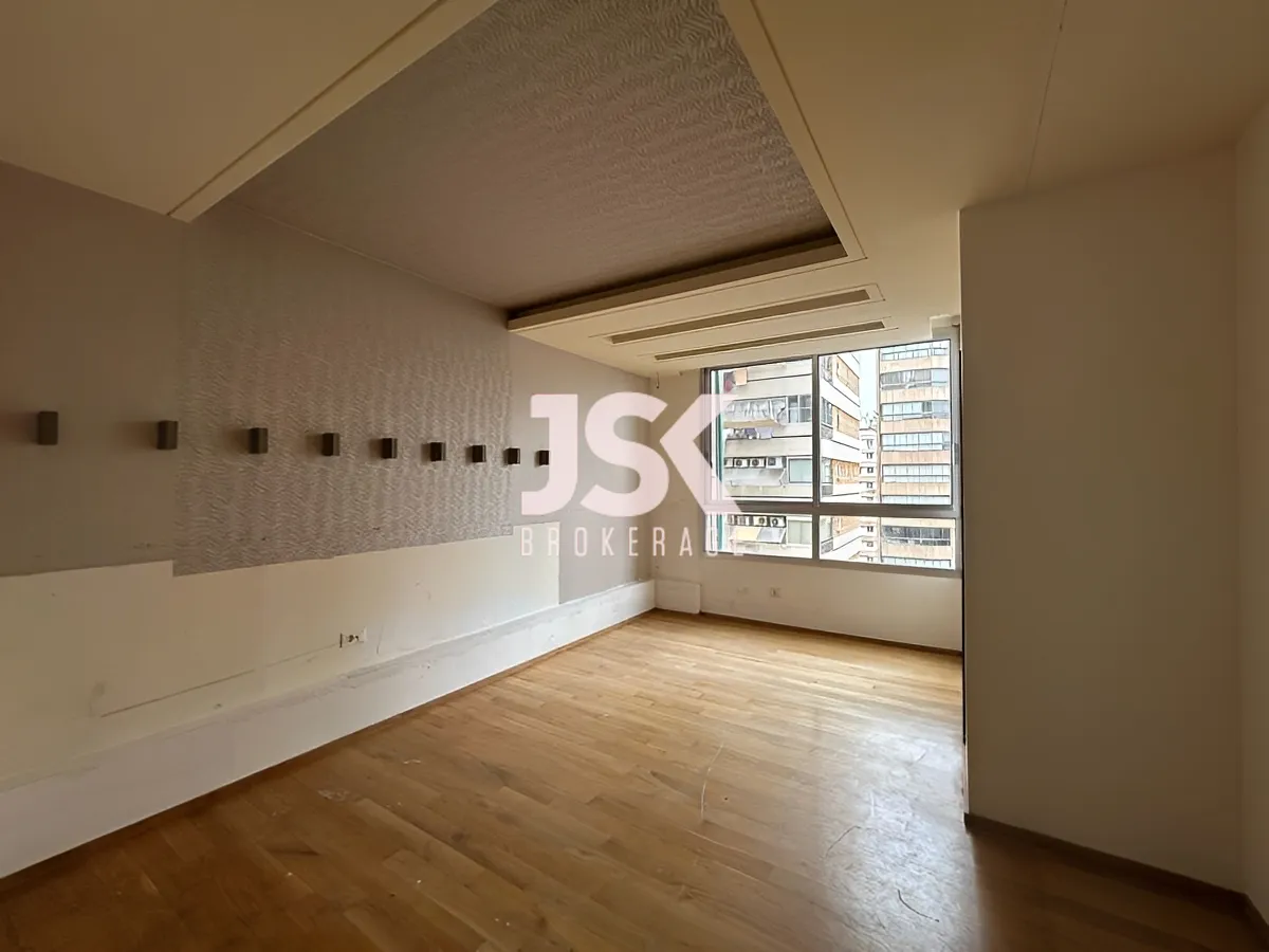 Apartment for Sale in Tallet Khayat, Beirut, Lebanon