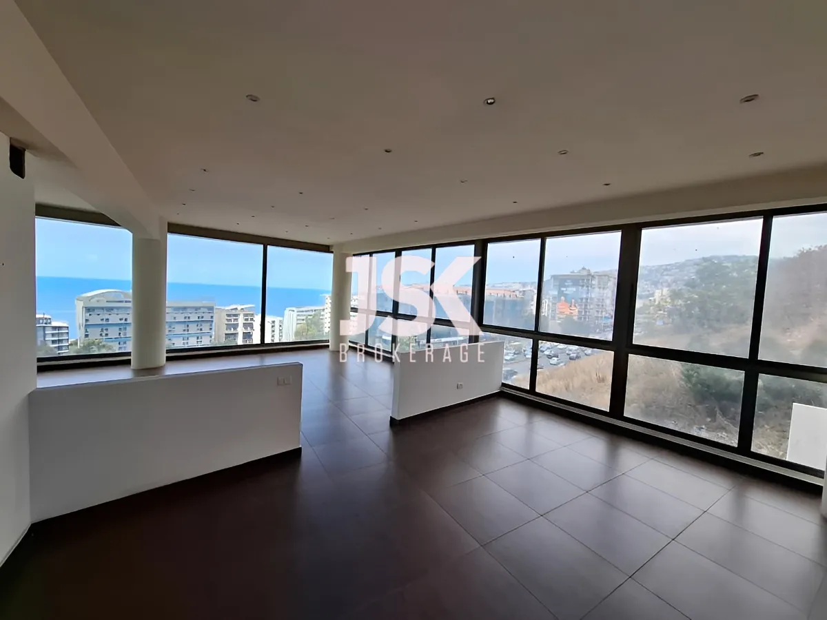 Office for rent in Haret Sakher