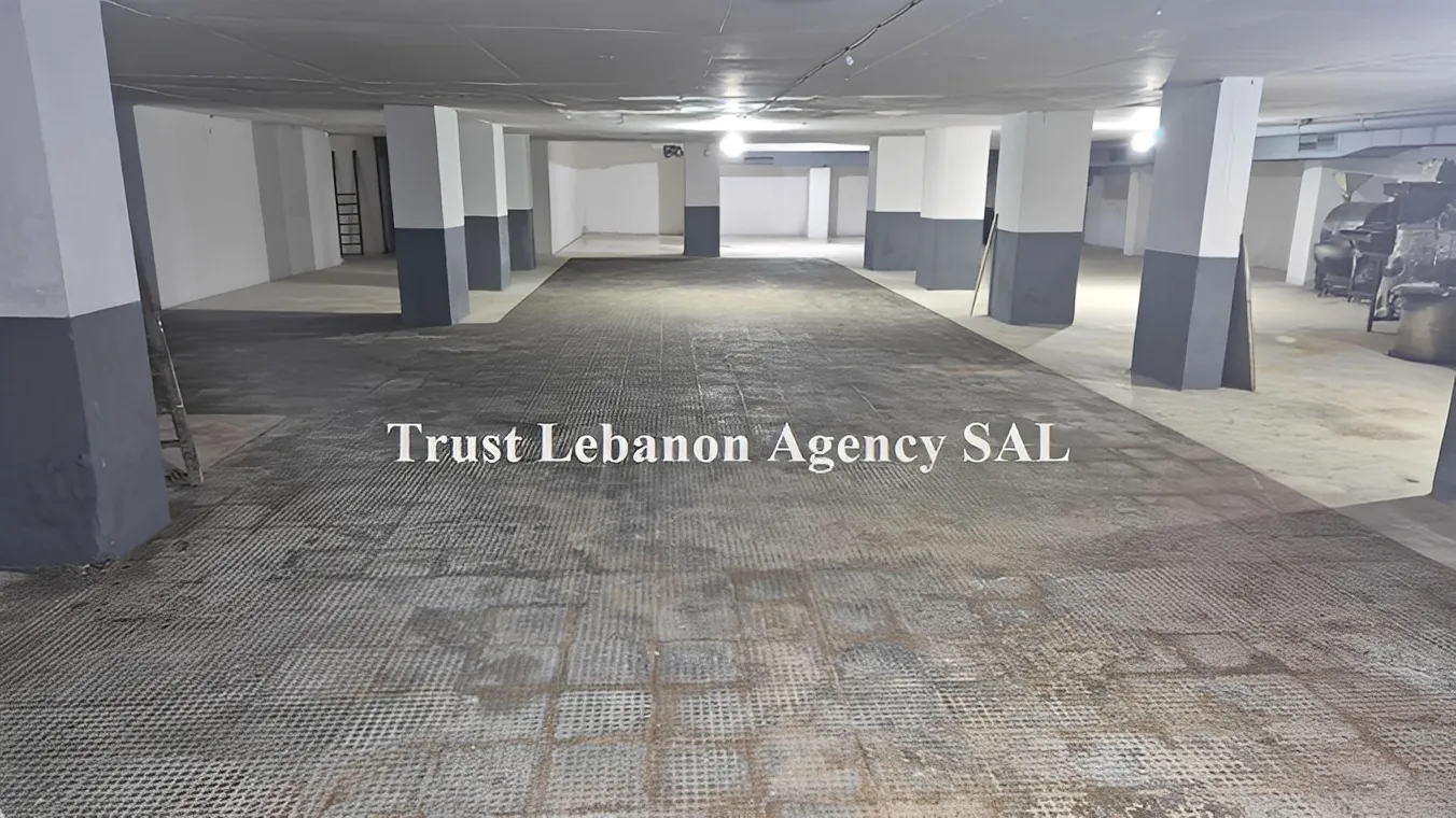 Commercial Property For Sale in Beirut, Talet El Khayat