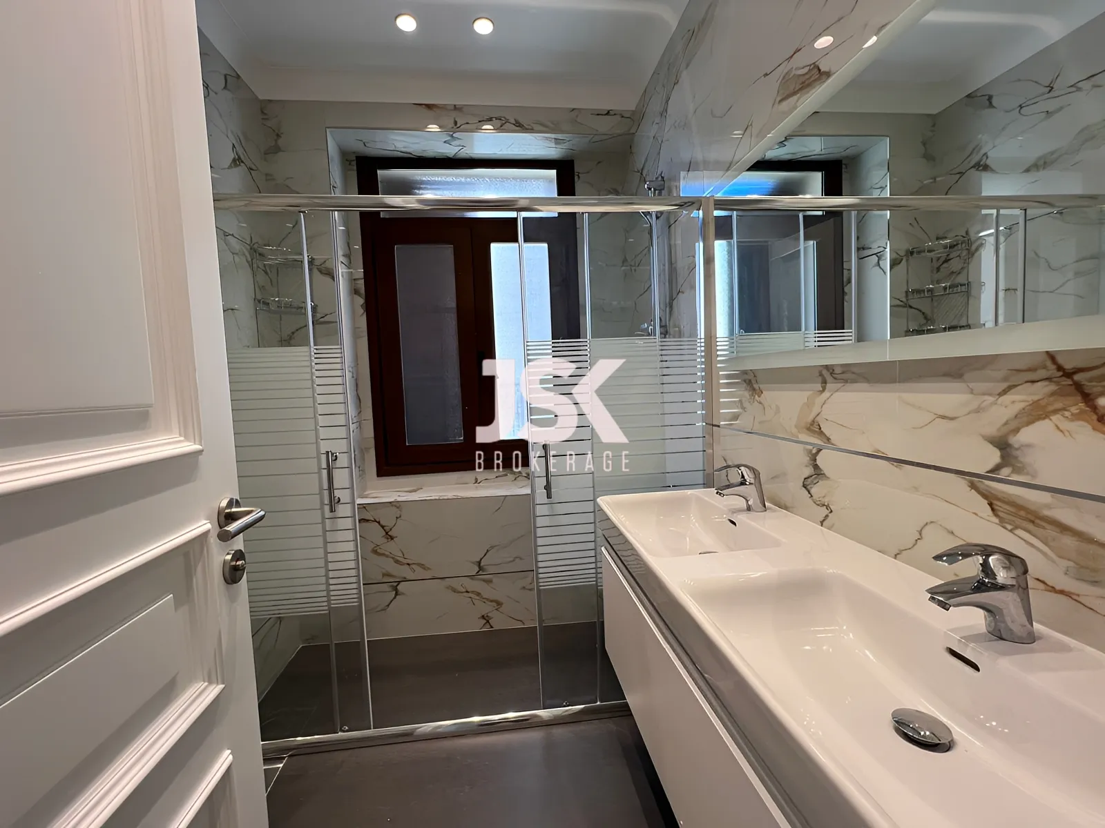Apartment for Rent in Achrafieh