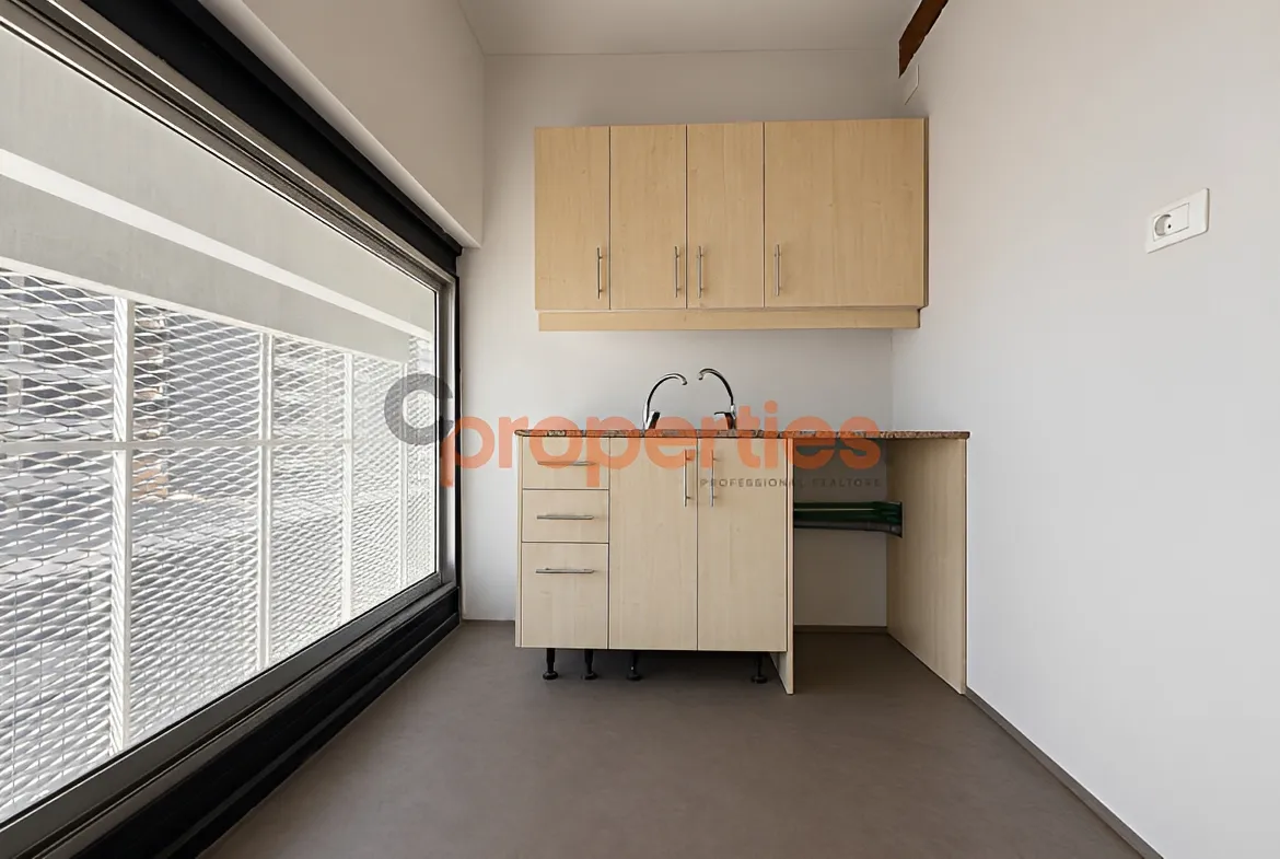 Shop for Sale in Kaslik