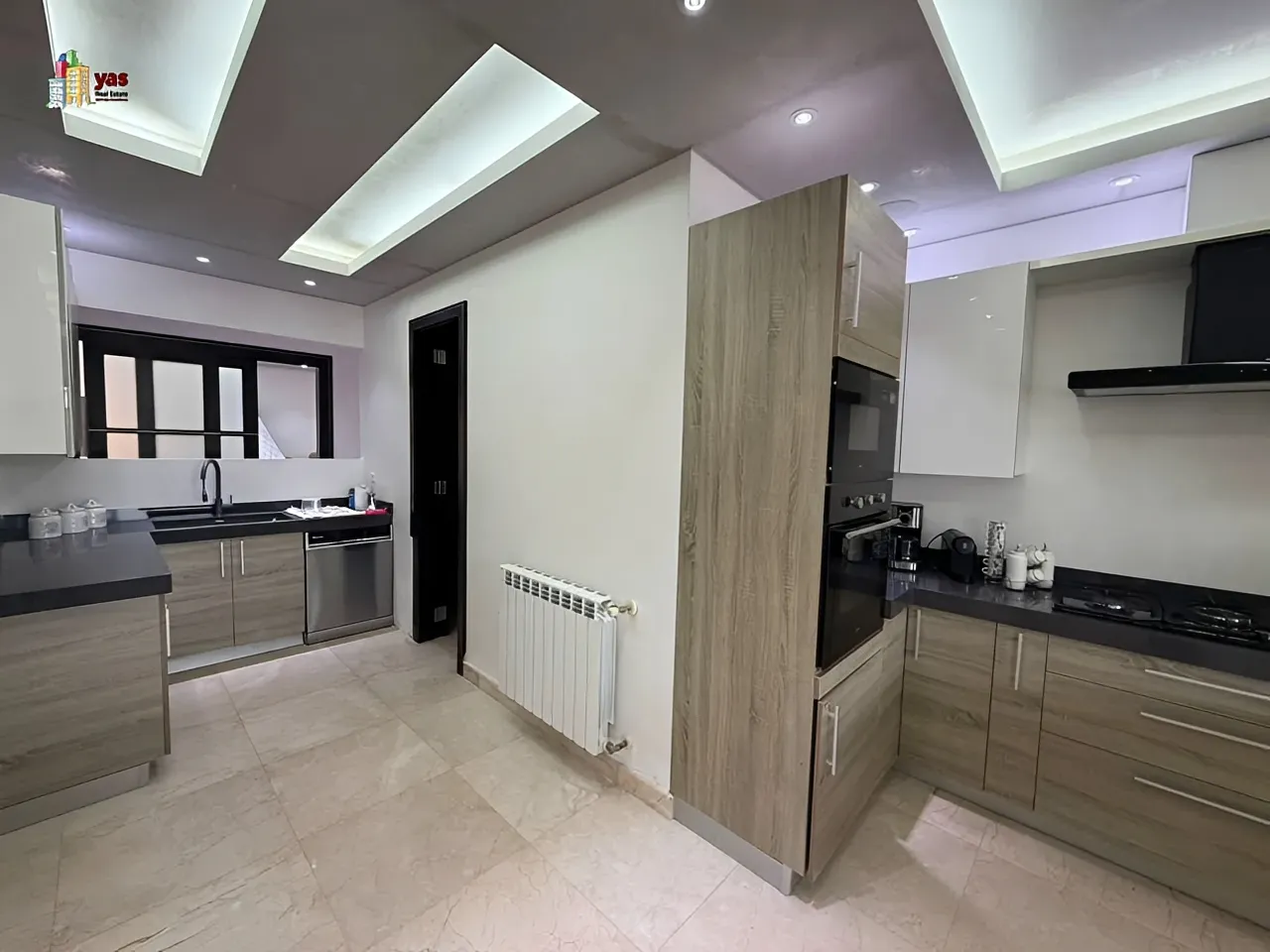 Apartment for Sale in Ballouneh