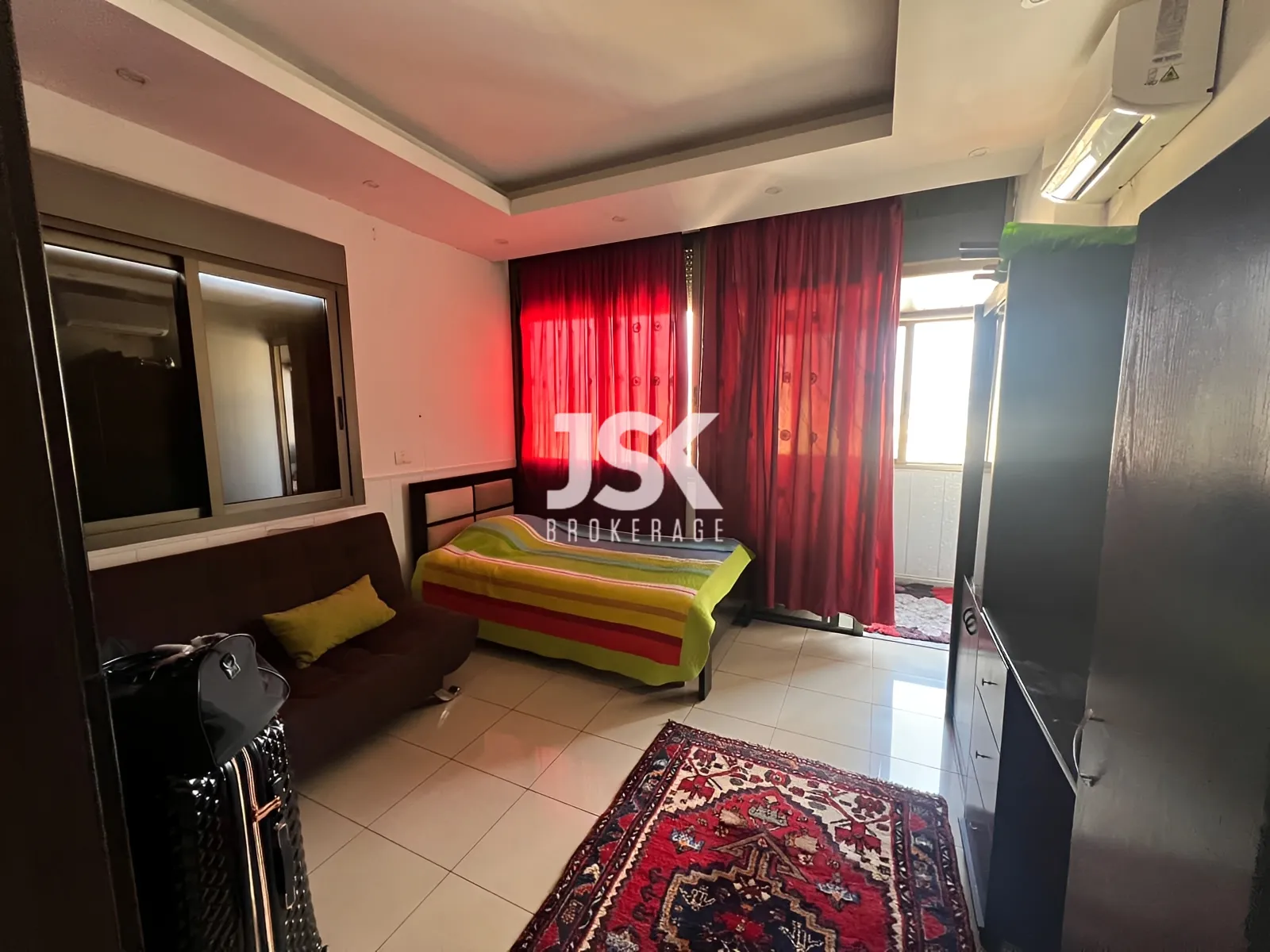 Apartment for Sale in Forn El Chebbak
