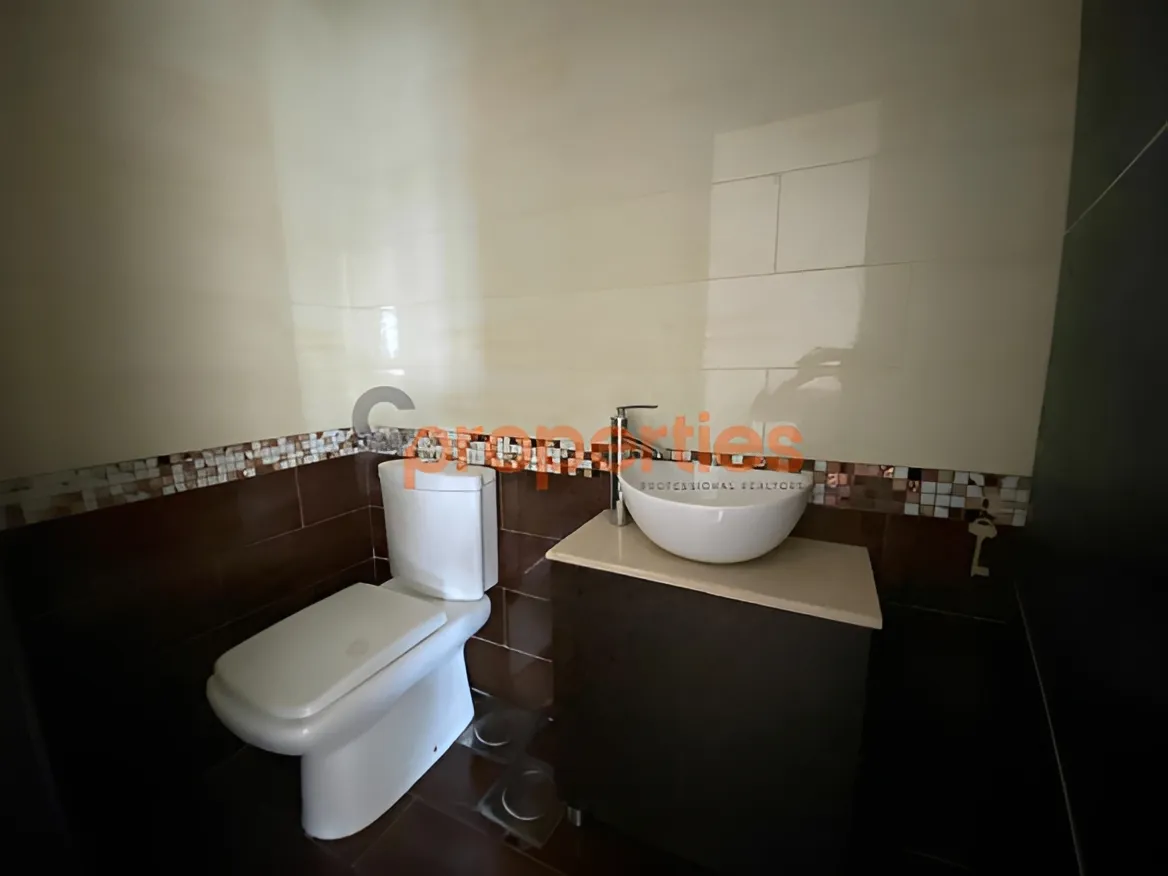 Apartment for Sale in Bqennaya